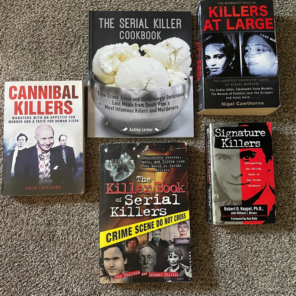True Crime Book Collection (Lot) Serial, Cannibal, Cookbook, Signature &  @Large